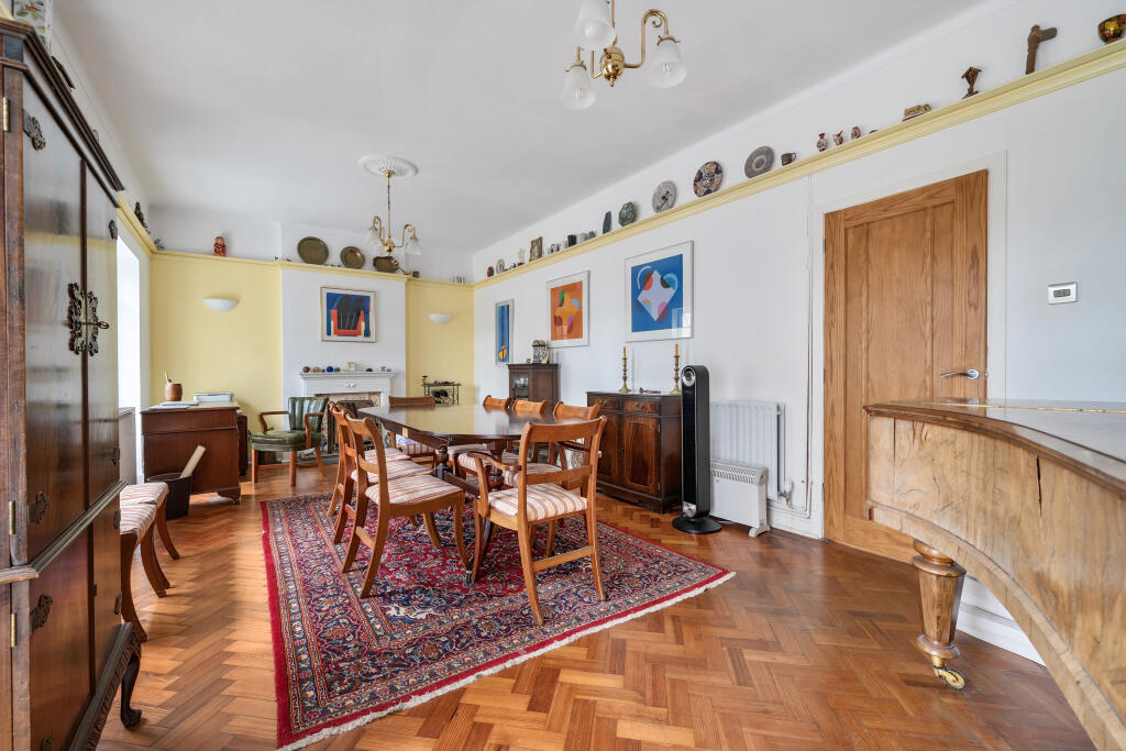 Dining/Living Room