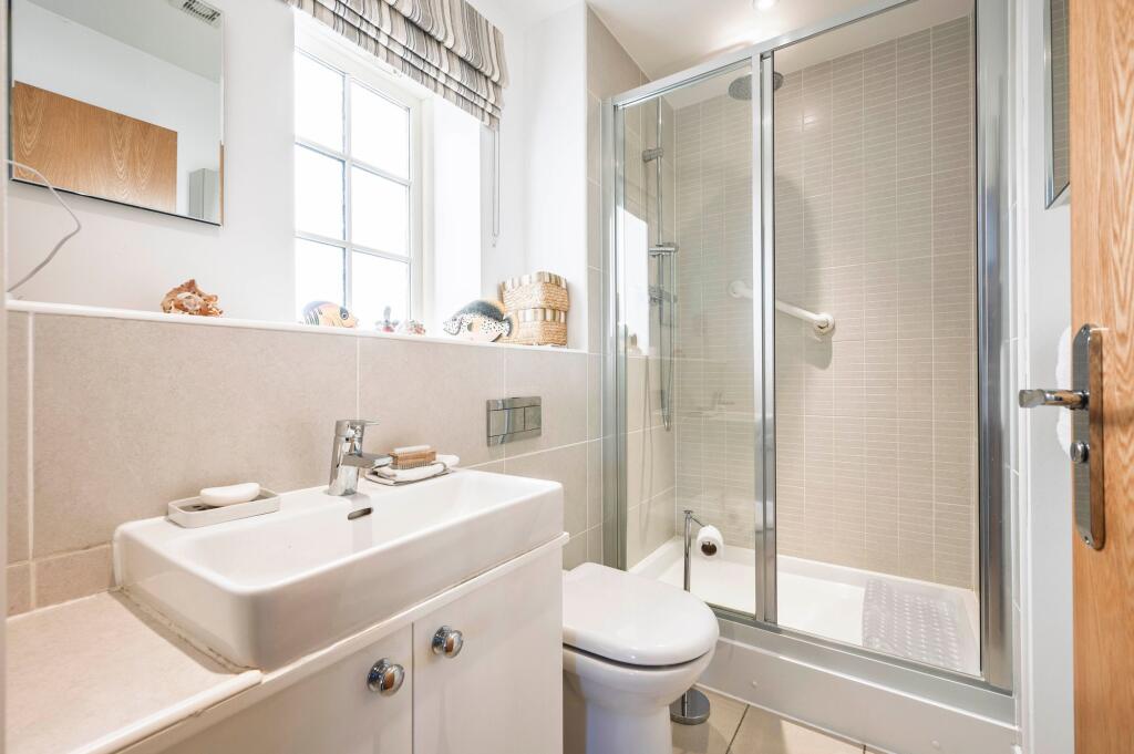 Bedroom One En-suite