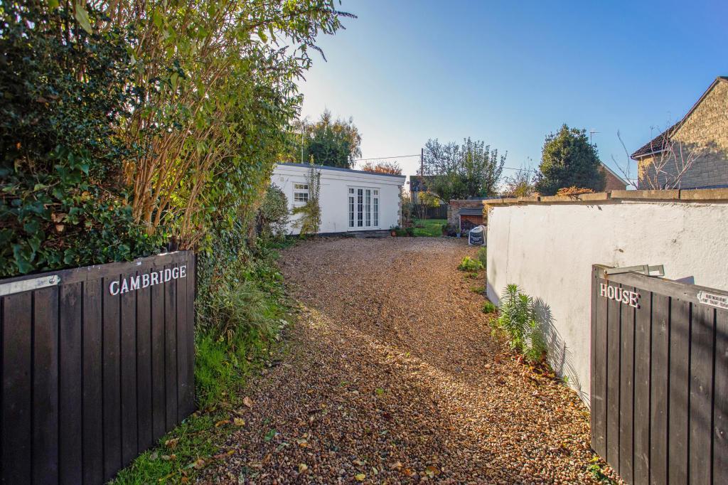 Cambridge House 309947  (24).jpg