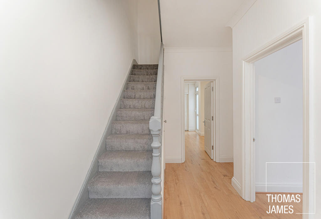 Marlborough Road, hallway