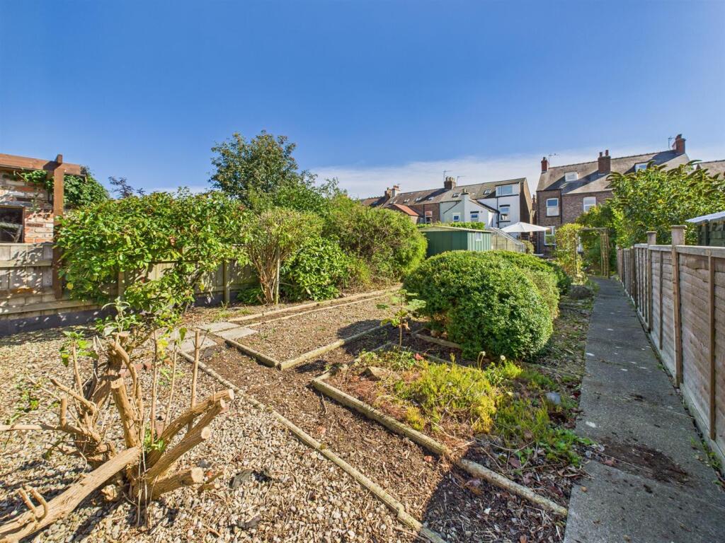 Garden: