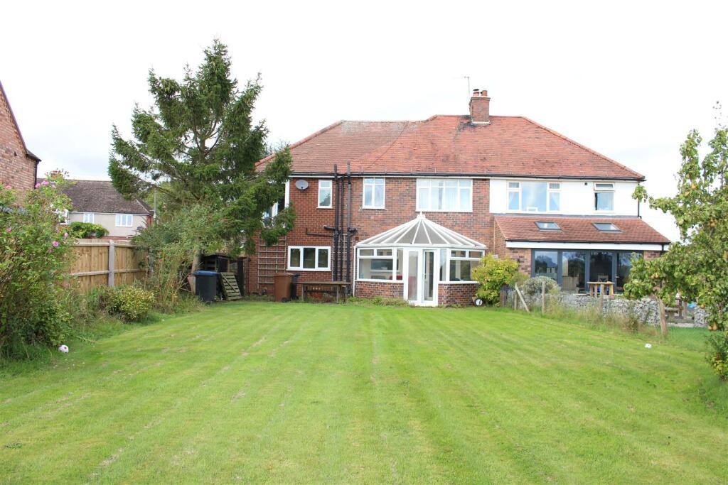 42 Main Street, Orton on the Hill