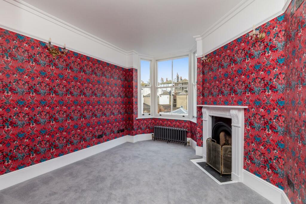 Lansdowne Place, 27, Upper Maisonette-4.JPG