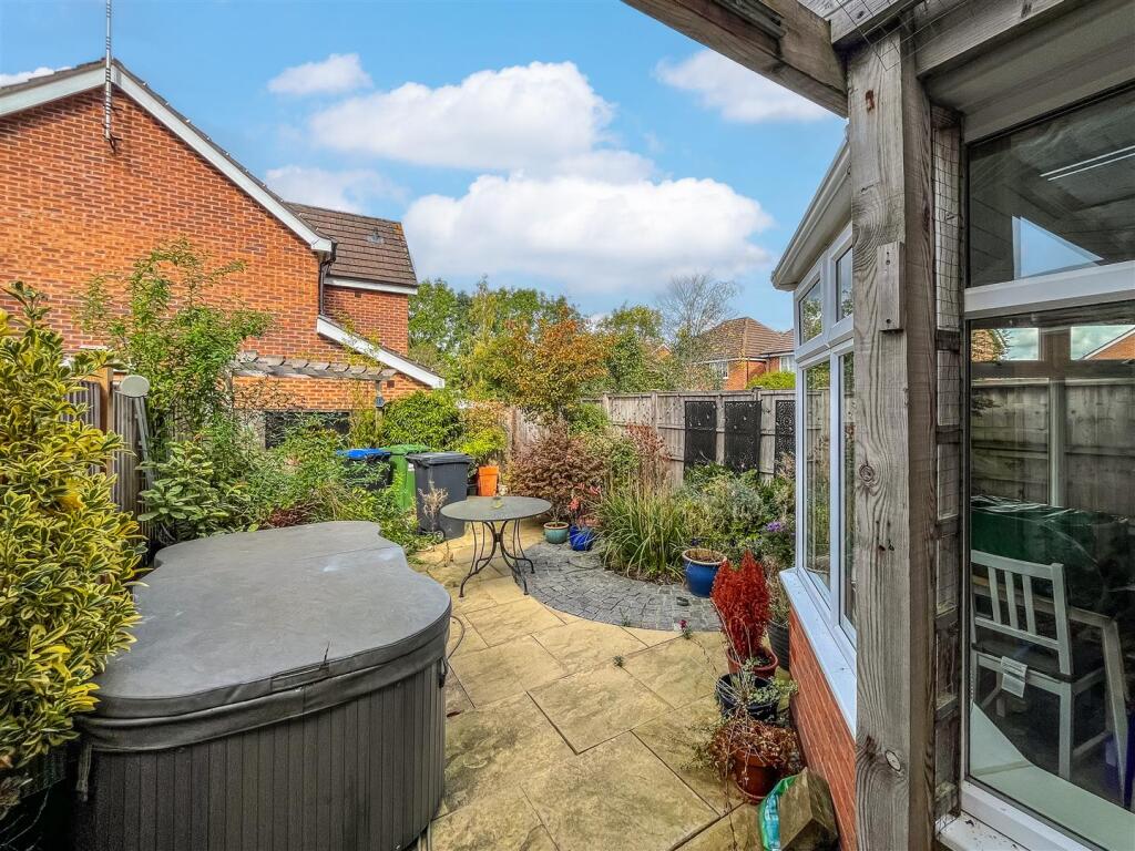 Wilmhurst Road, Warwick