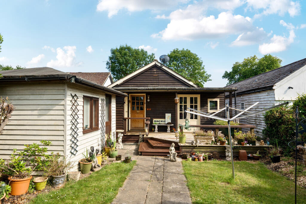 1304322-2-684afd0...