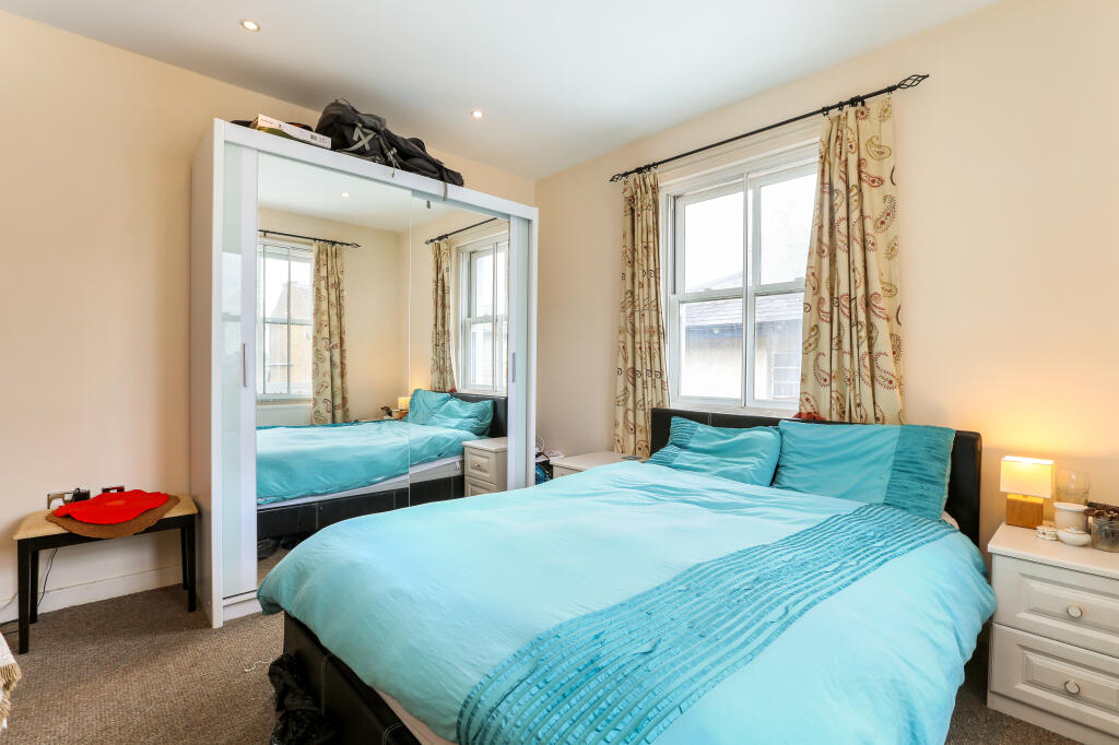 280249 Pheonix Court