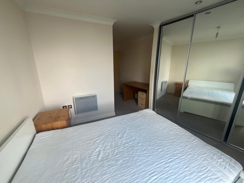 Ensuite Bedroom 