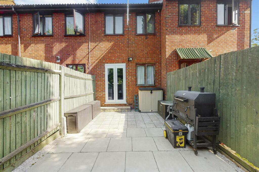 27 Harwood Close - zmy7fA0V8DhNL9lkSnA6.jpg