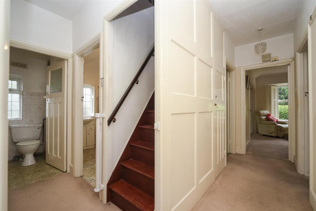 Whitehorse Drive 30.jpg