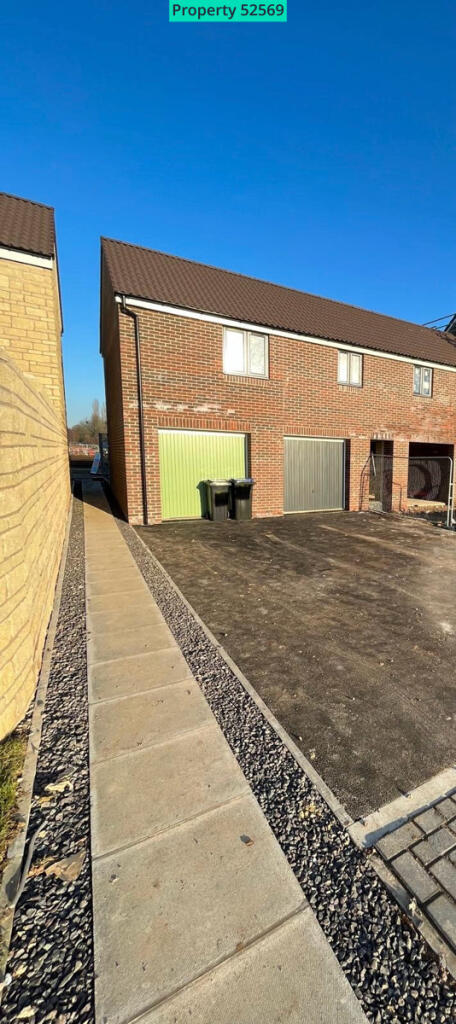 Garage &amp; parking for 2 cars