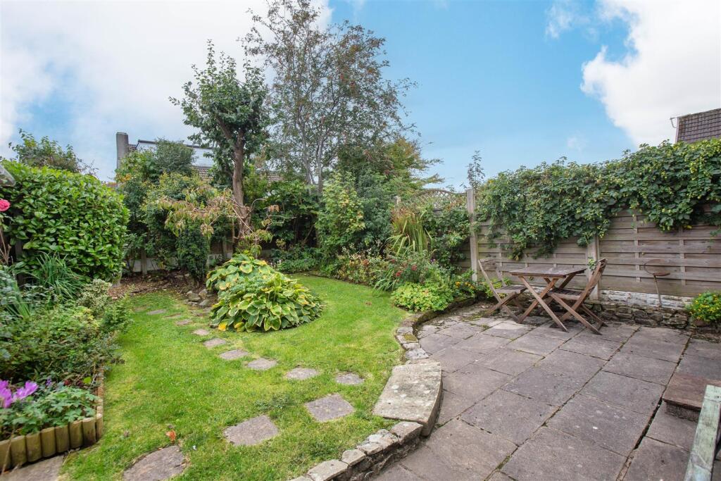 134 BROOKHOUSE-3.jpg