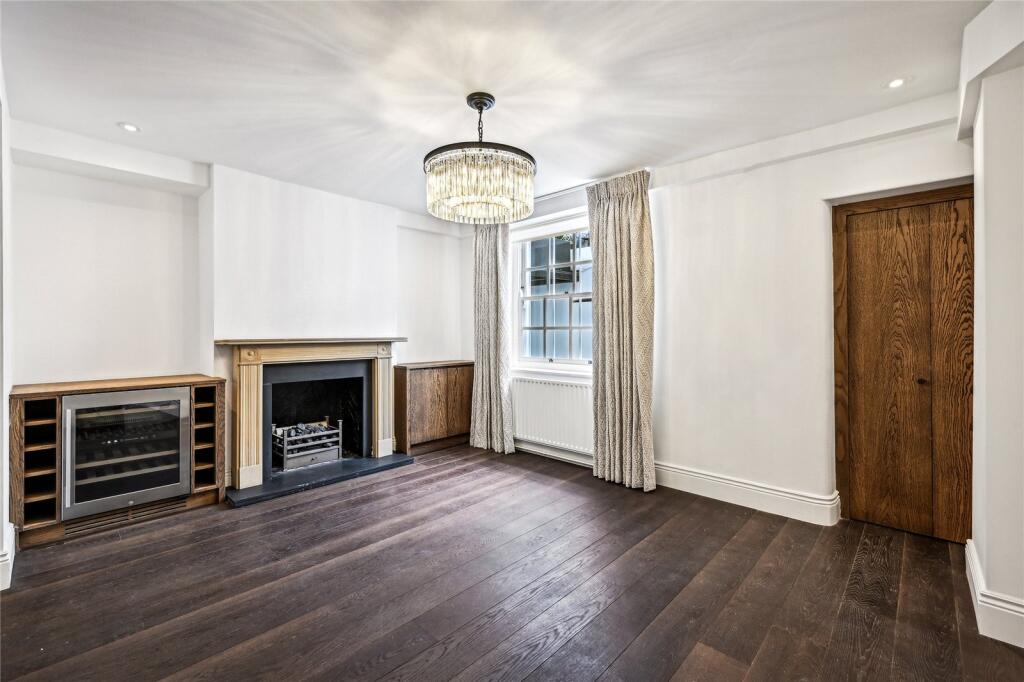 Reception Room