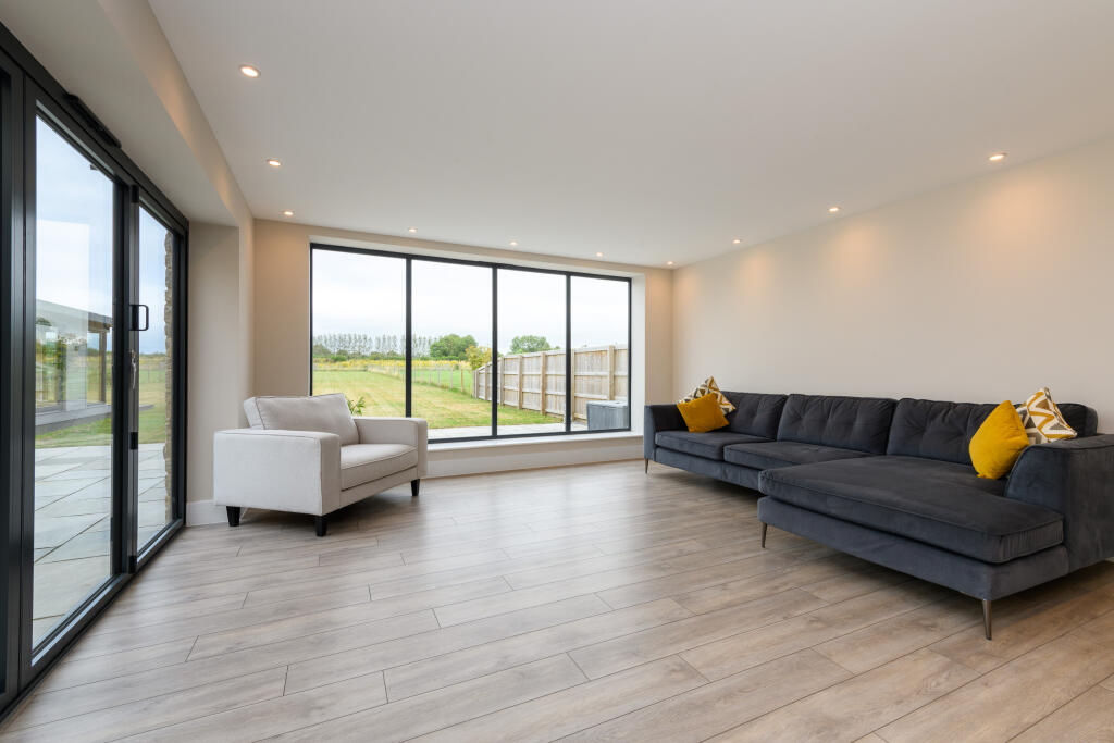 Kitchen/ Dining/ Living Room