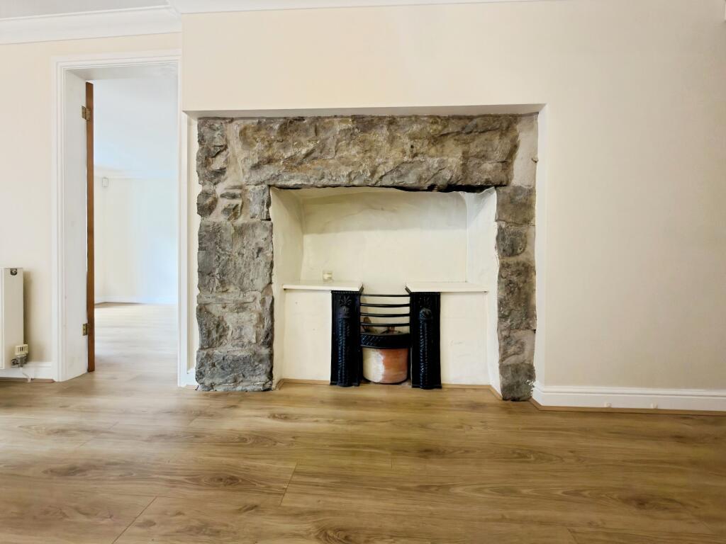 CASTLE3 T202511191727.jpg