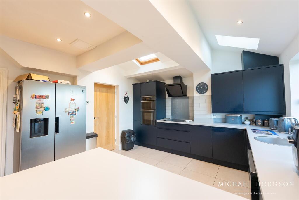 48, Belle Vue Park West-13.jpg