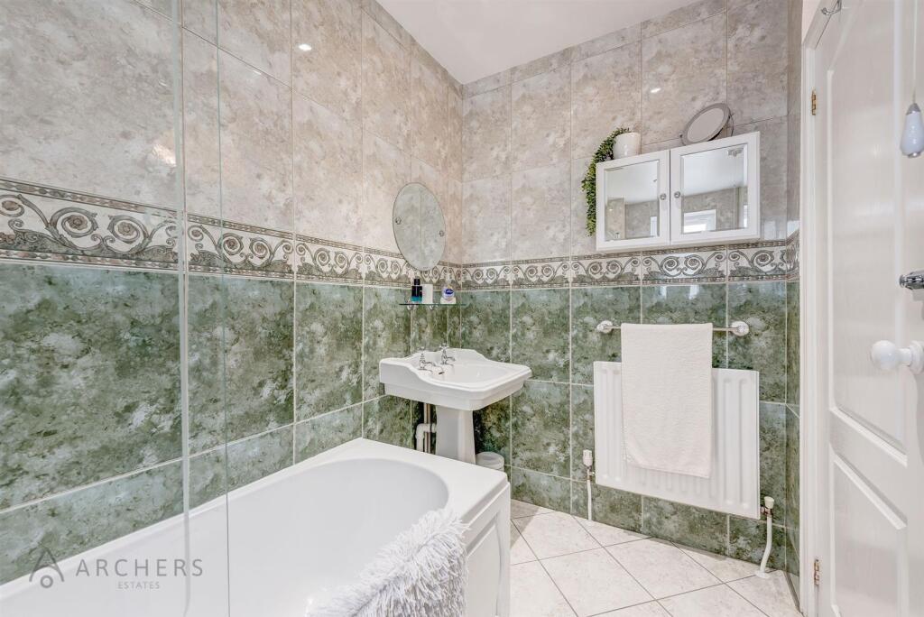 92WestbourneRoad(Interior)-25.jpg
