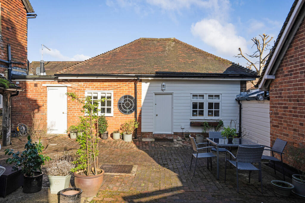 Annexe exterior