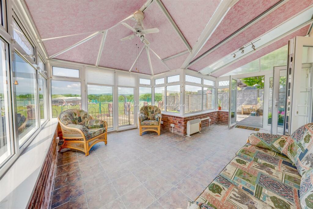 Padarn Close, Cyncoed, HernCrabtree (19).jpg