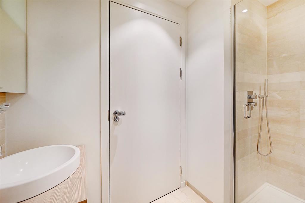 2-55-Conduit-Street (9).JPG