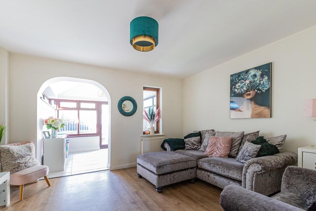 Clos Y Gwalch 15-14.jpg