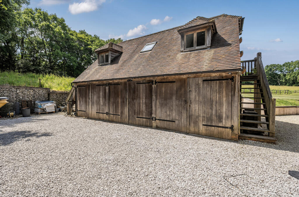 1306483-1-6849e67...