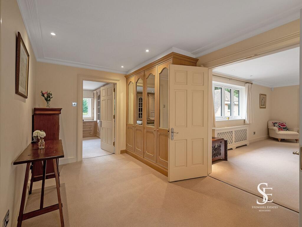 Entrance to Principal Suite