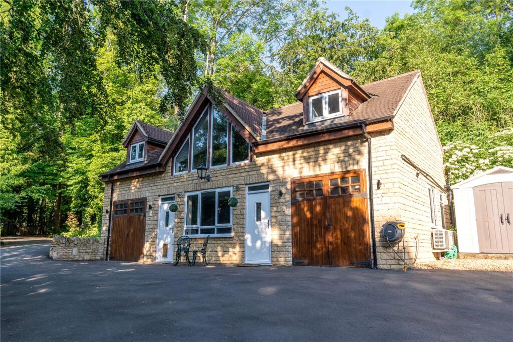 Annexe Flats