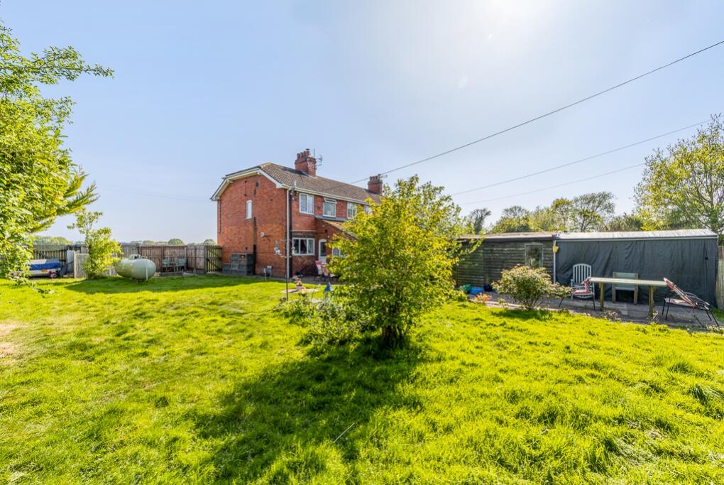 17 Railway Cottage (Coningsby Moorside)-8