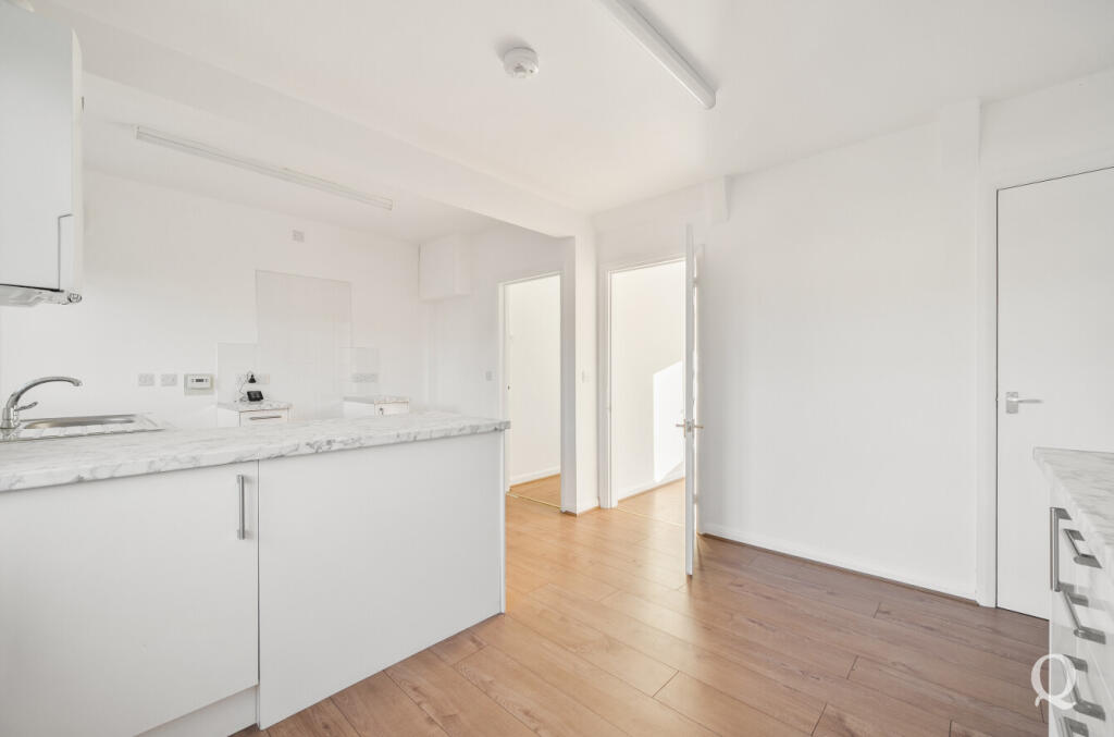 e4bb0207-5293-436...