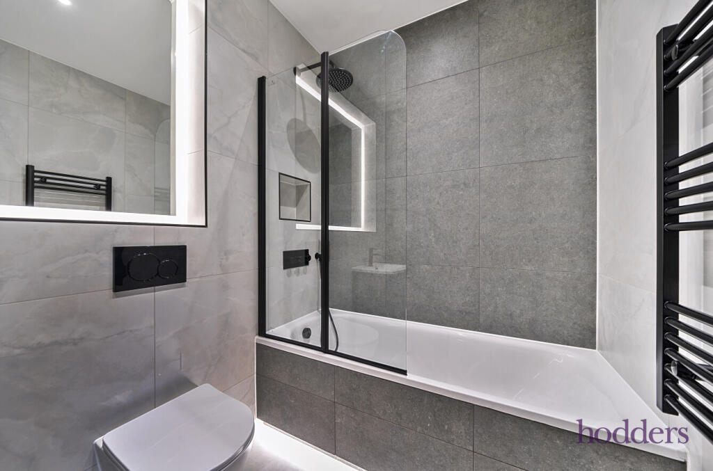 e38e97d2-13d9-499...