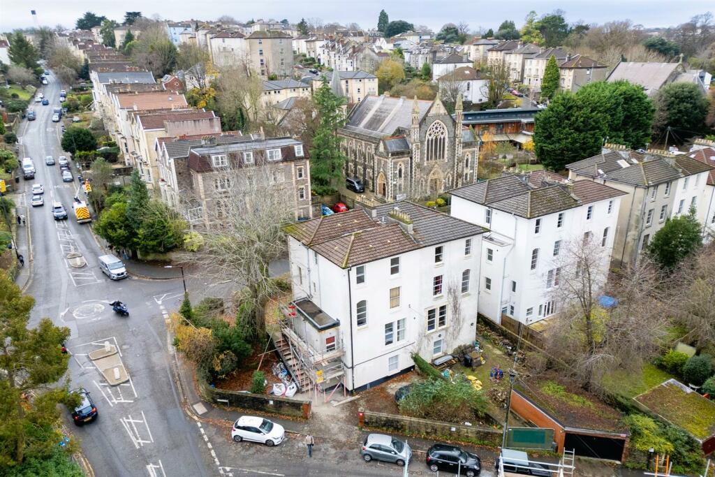 Flat 4, 41 Redland Road, Bristol BS6 6AG | Leaseho
