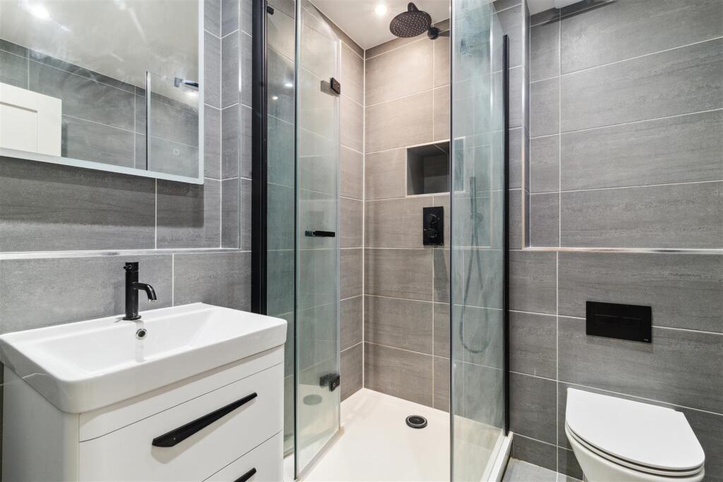 FOR SALE -Acton Lane, W4