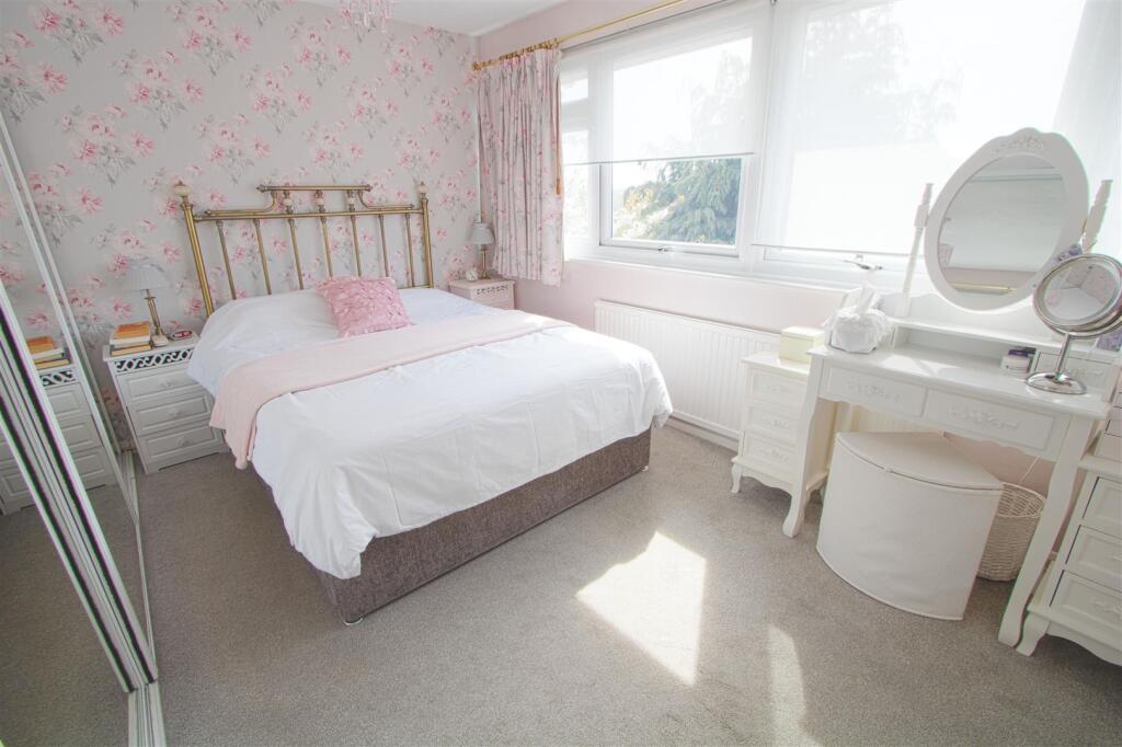 BEDROOM ONE.jpg