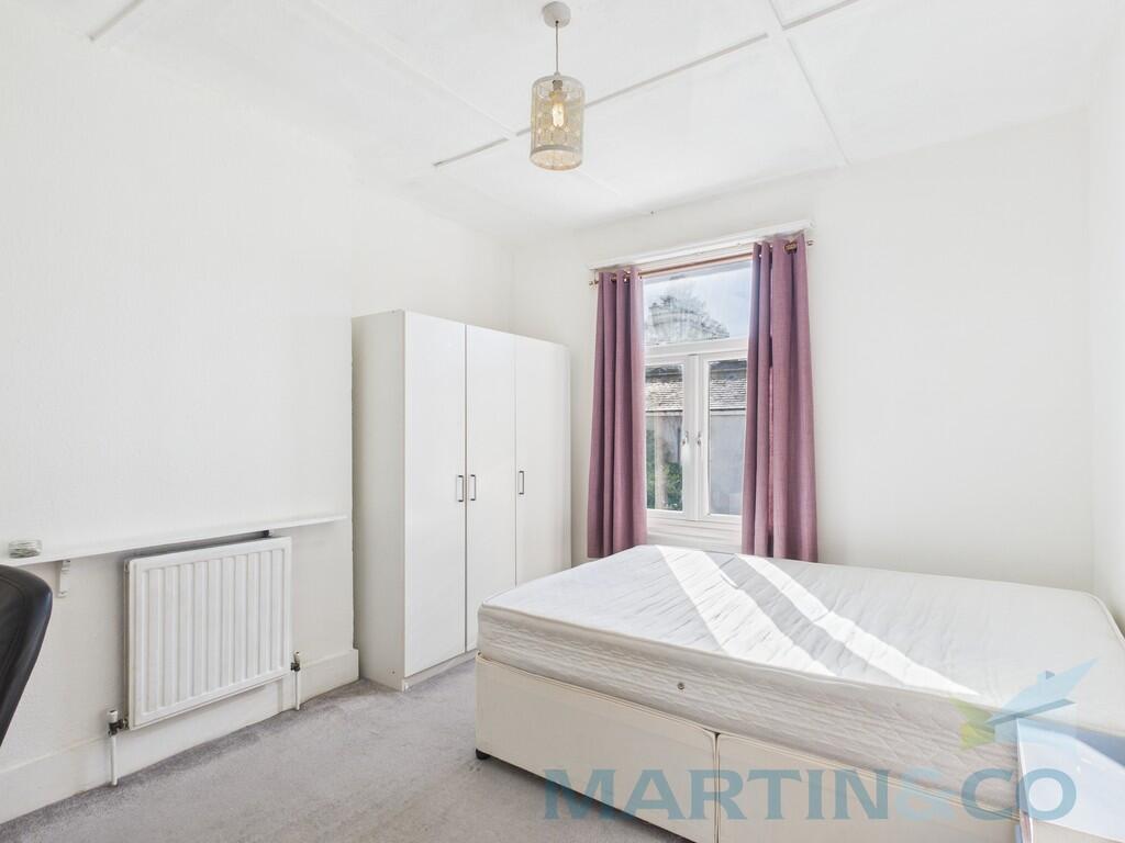 Bedroom 3 Pic 1