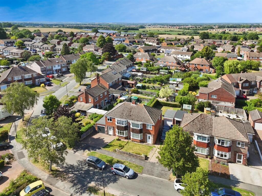 82e0f35f-5-426D-99B5-BE8C75CBEC40-8458-000003296AD