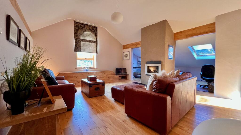 First floor lounge