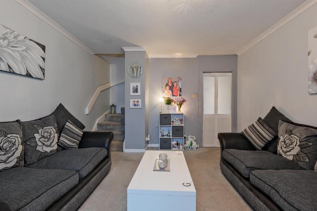 022-16 Rowan Court, Wishaw, ML2 0AF.jpg