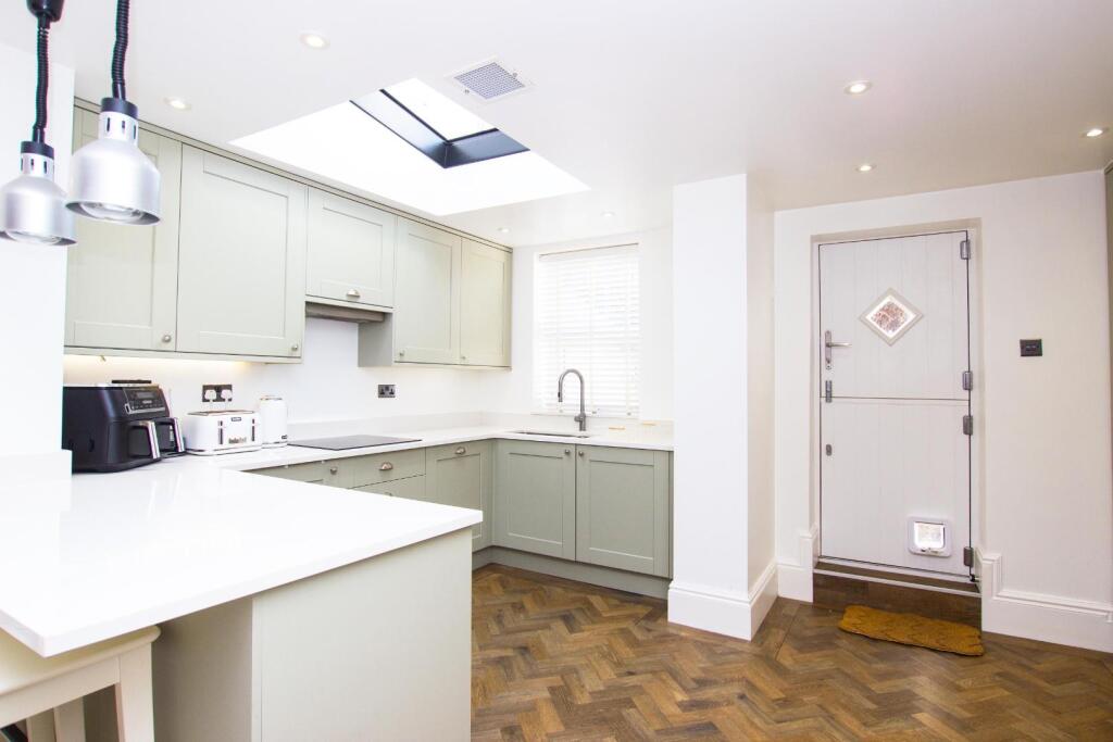 Belgrave Road (4).jpg