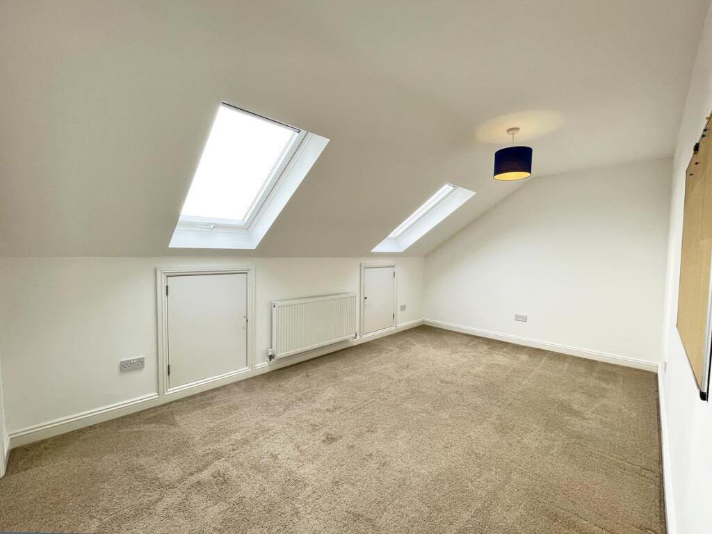 Torland Road 60 - Bed 3.jpg