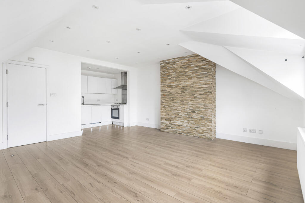 Reception/Kitchen