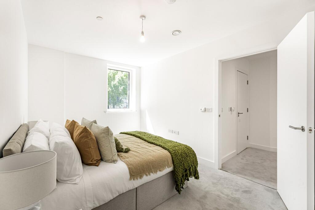 property in Blackwall Reach, 
1A Prestage Way, E14