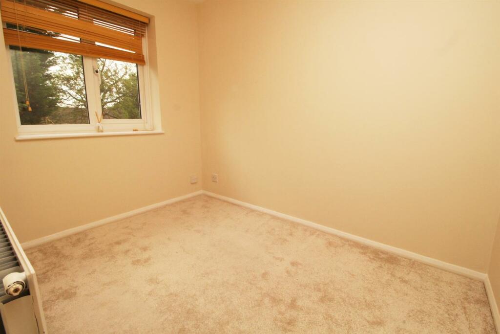 Bed 2.JPG