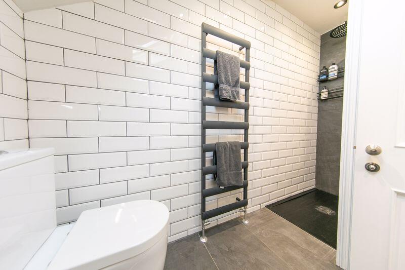 2nd floor shower room