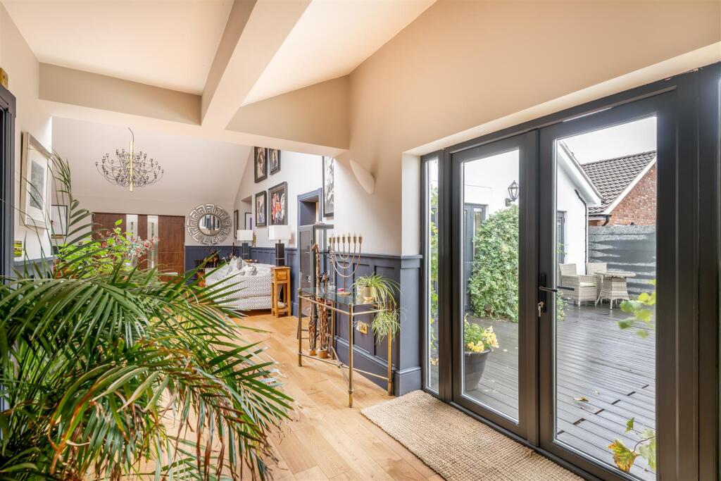 251023 - Silver Birches, Bolnhurst - 22.jpg