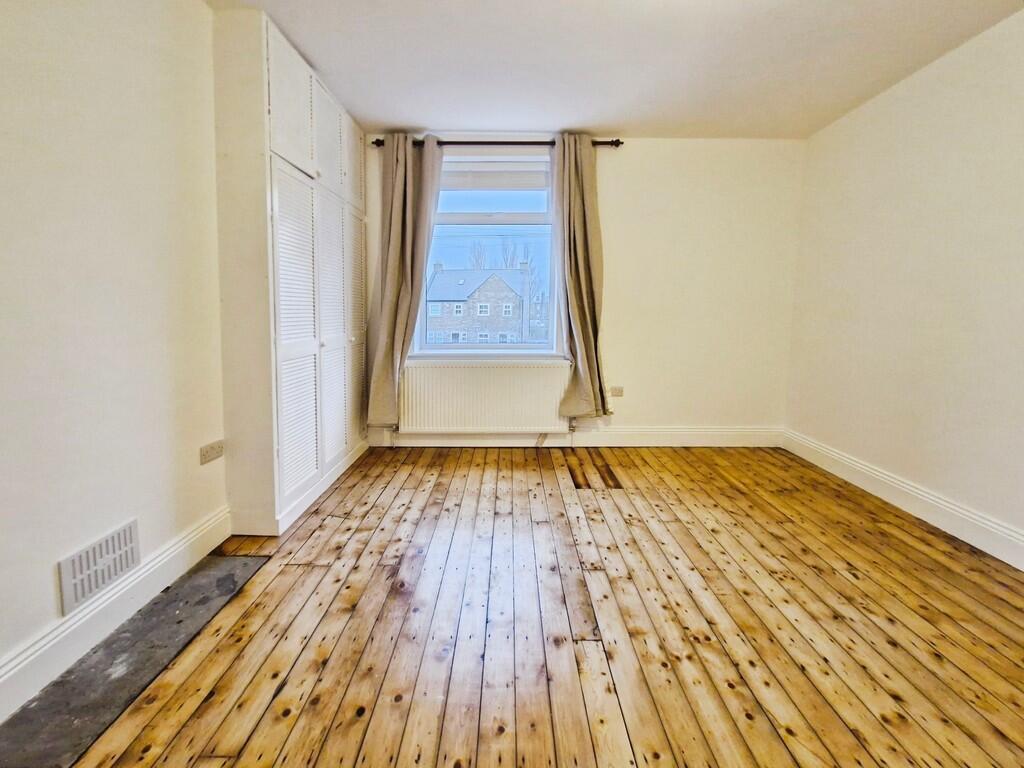 2e983357-10000583...