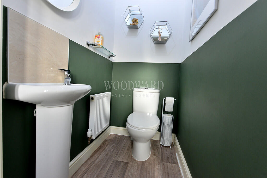 Cloakroom/WC