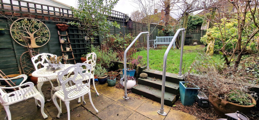 GARDEN