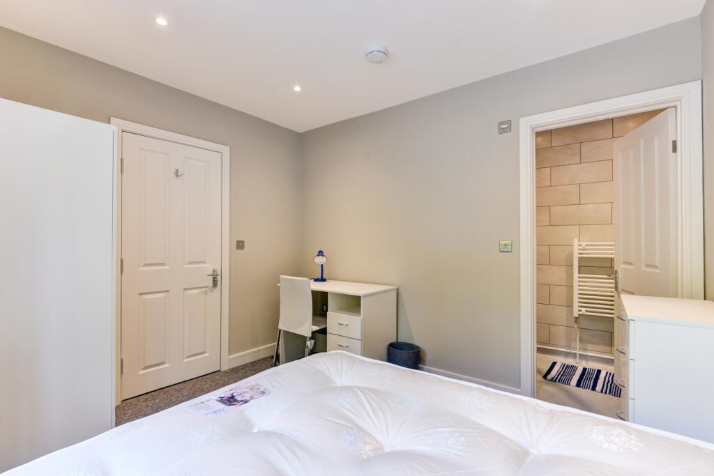 3 Coldean Lane Bedroom 1 (2)