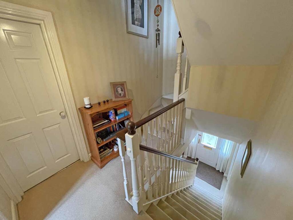 Temeraire Road 2 - Landing 1...jpg