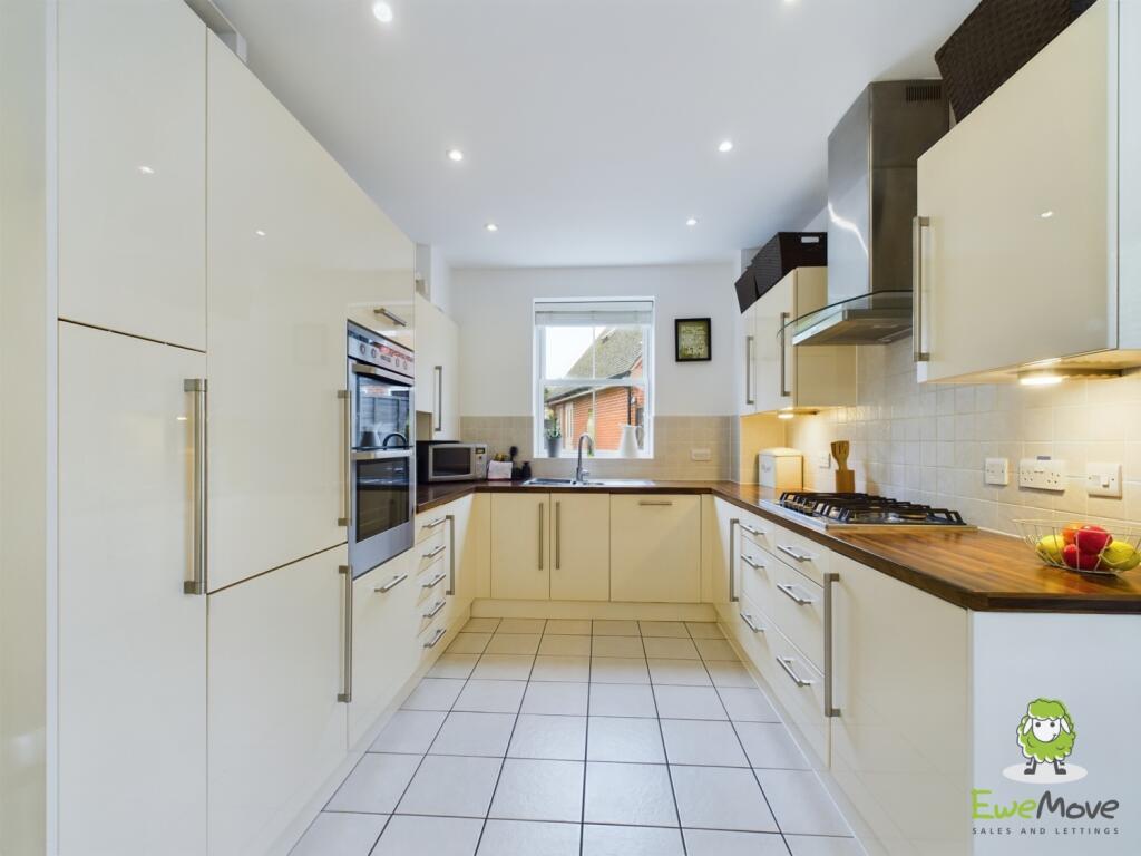 Kitchen - Diner 